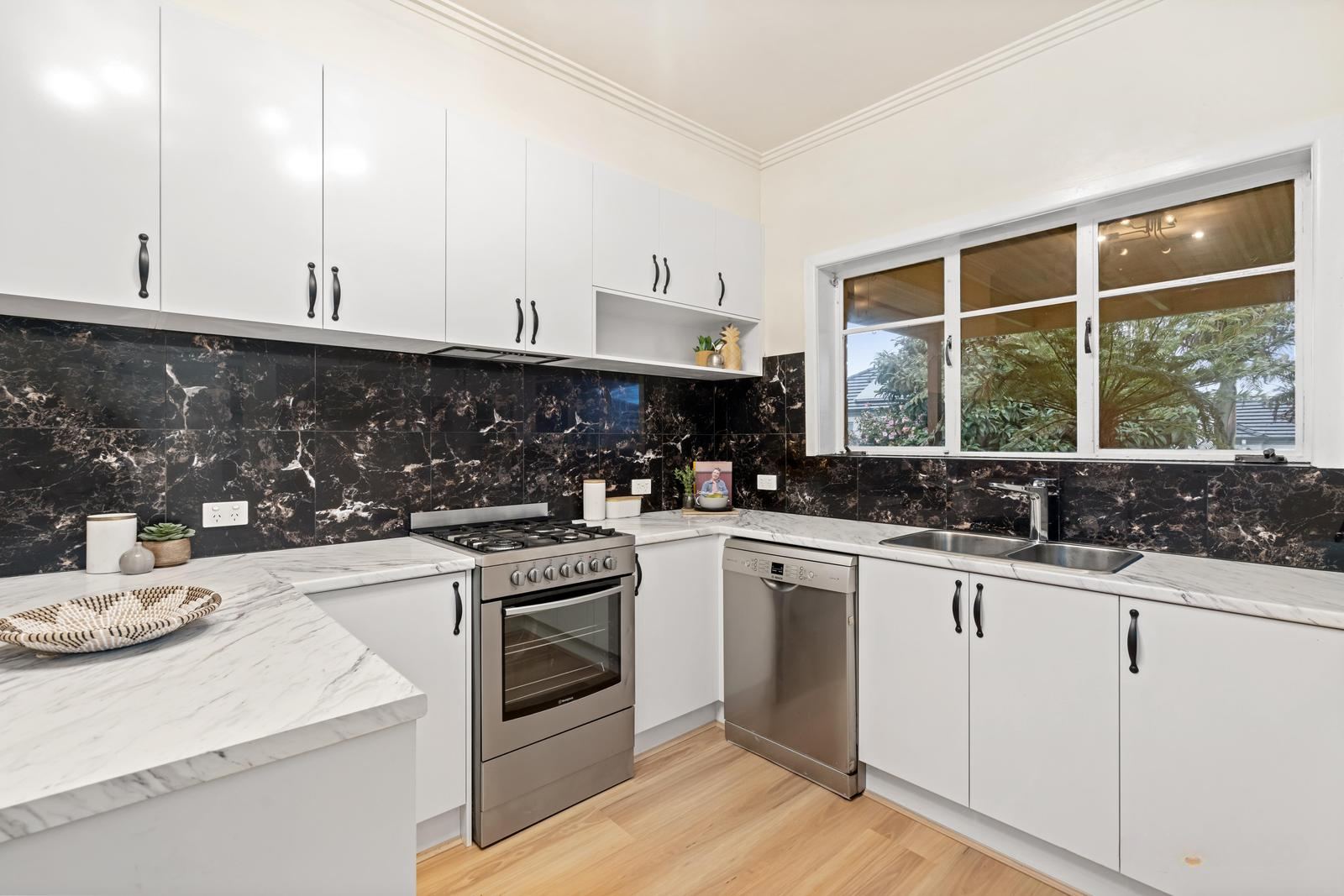 80 Thompsons Road, Bulleen, VIC 3105, Bulleen - Thumbnail 5