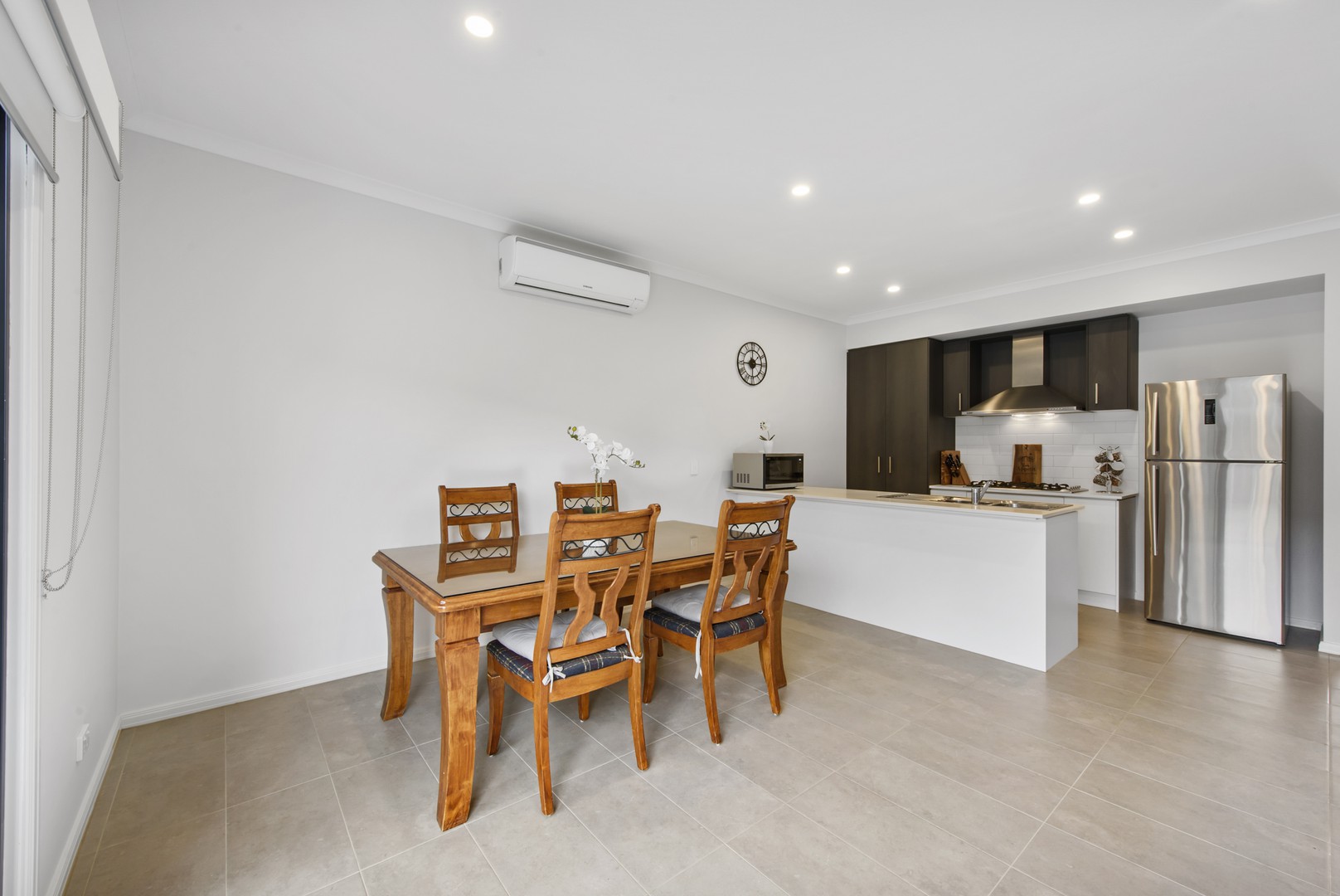 80 Treeve Parkway, Werribee, VIC 3030, Werribee - Thumbnail 2