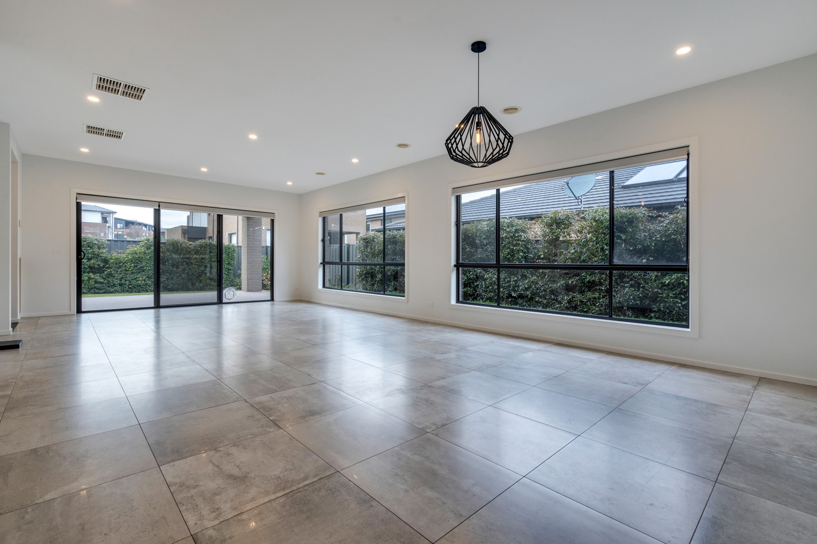 80 Wisteria Avenue, Craigieburn, VIC 3064, Craigieburn - Thumbnail 6