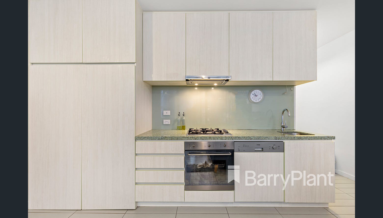 801/673 La Trobe Street, Docklands, VIC 3008, Docklands - Thumbnail 2