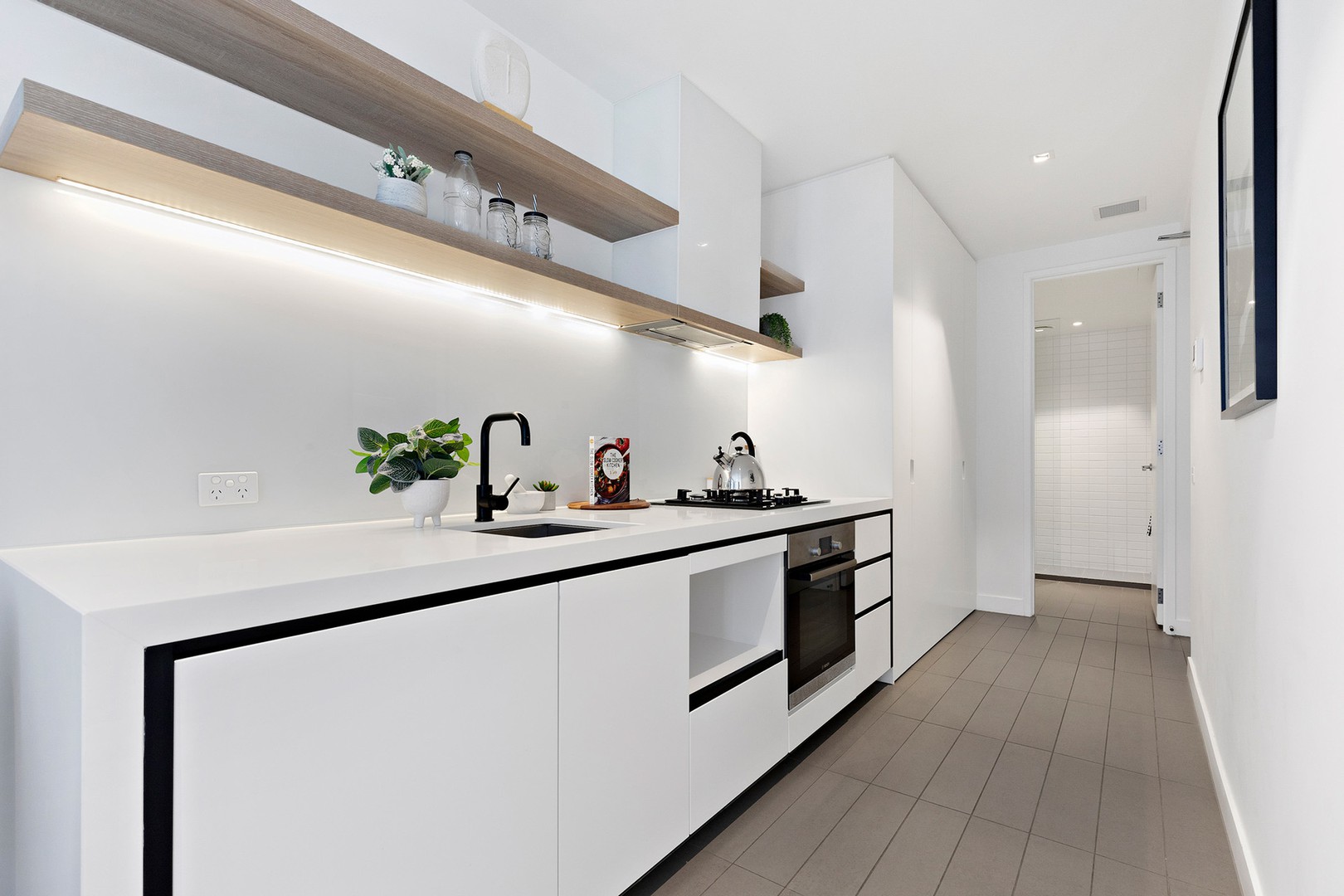 801/677 La Trobe Street, Docklands, VIC 3008, Docklands - Thumbnail 3