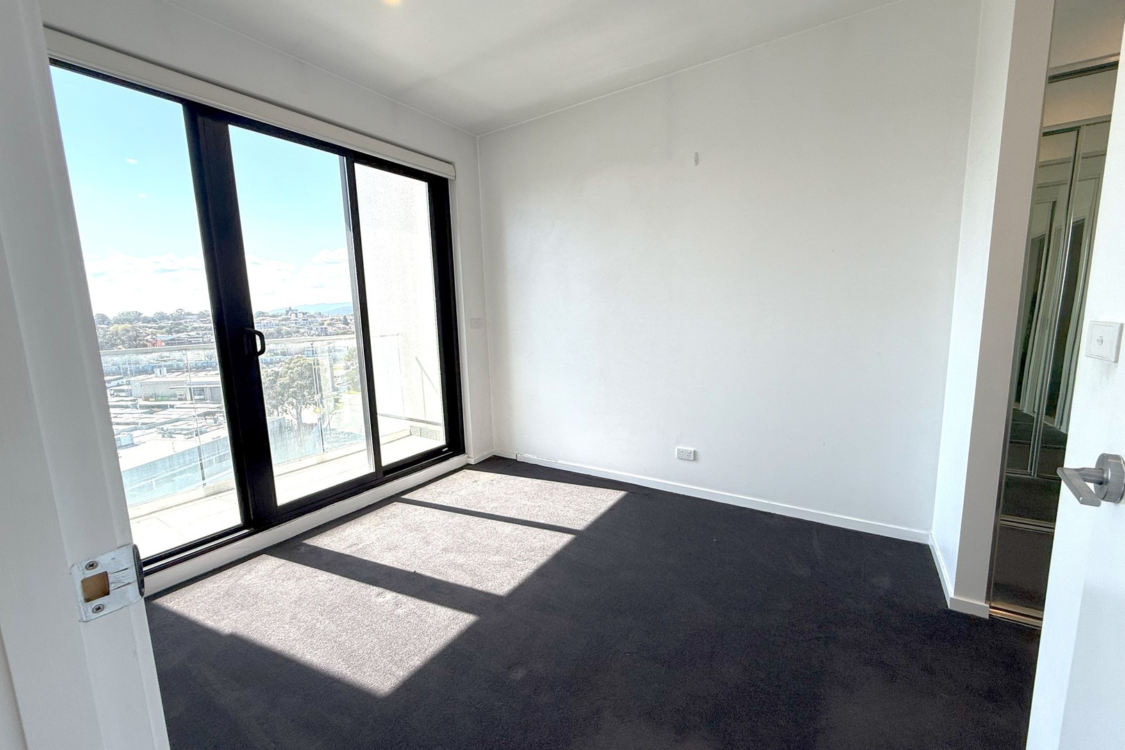 802/80 Cheltenham Road, Dandenong, VIC 3175, Dandenong - Thumbnail 4
