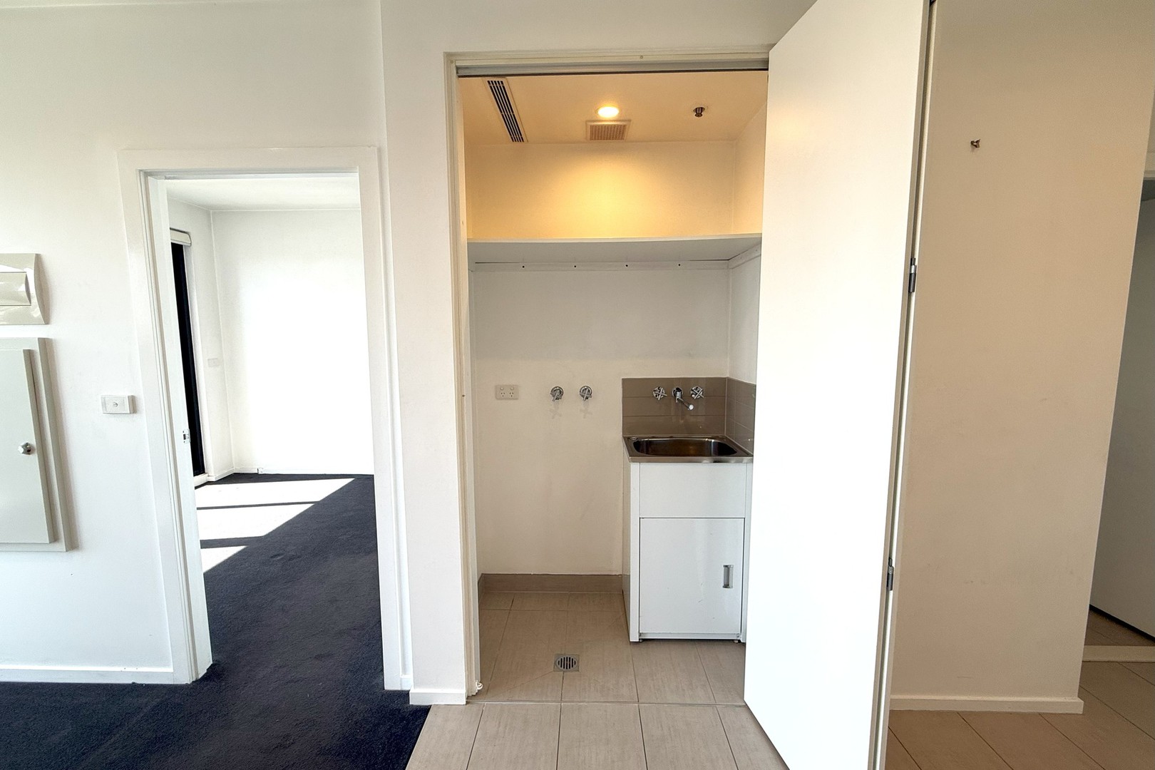 802/80 Cheltenham Road, Dandenong, VIC 3175, Dandenong - Thumbnail 5