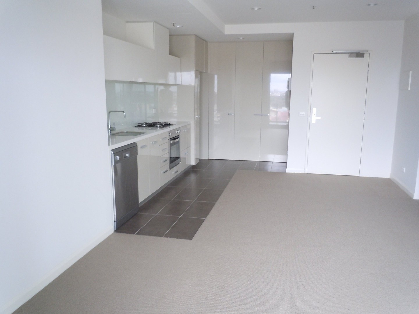 807/8 Breavinton Way, Northcote, VIC 3070, Northcote - Thumbnail 2