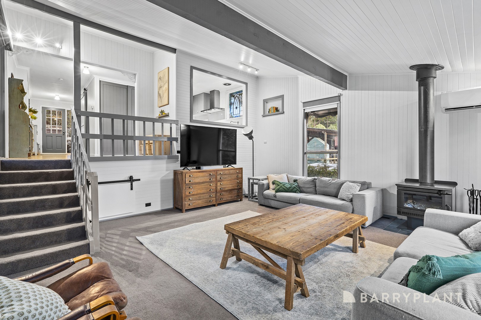 81 Commercial Road, Mount Evelyn, VIC 3796 - Thumbnail 2 - 13/02/2025