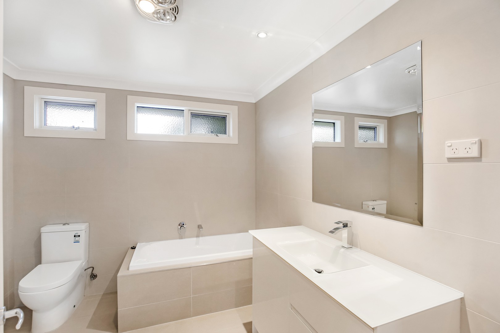 81 Kenmare Street, Watsonia, VIC 3087, Watsonia - Thumbnail 7