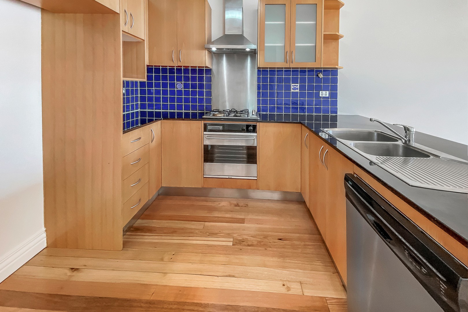 81 Leicester Street, Preston, VIC 3072, Preston - Thumbnail 2