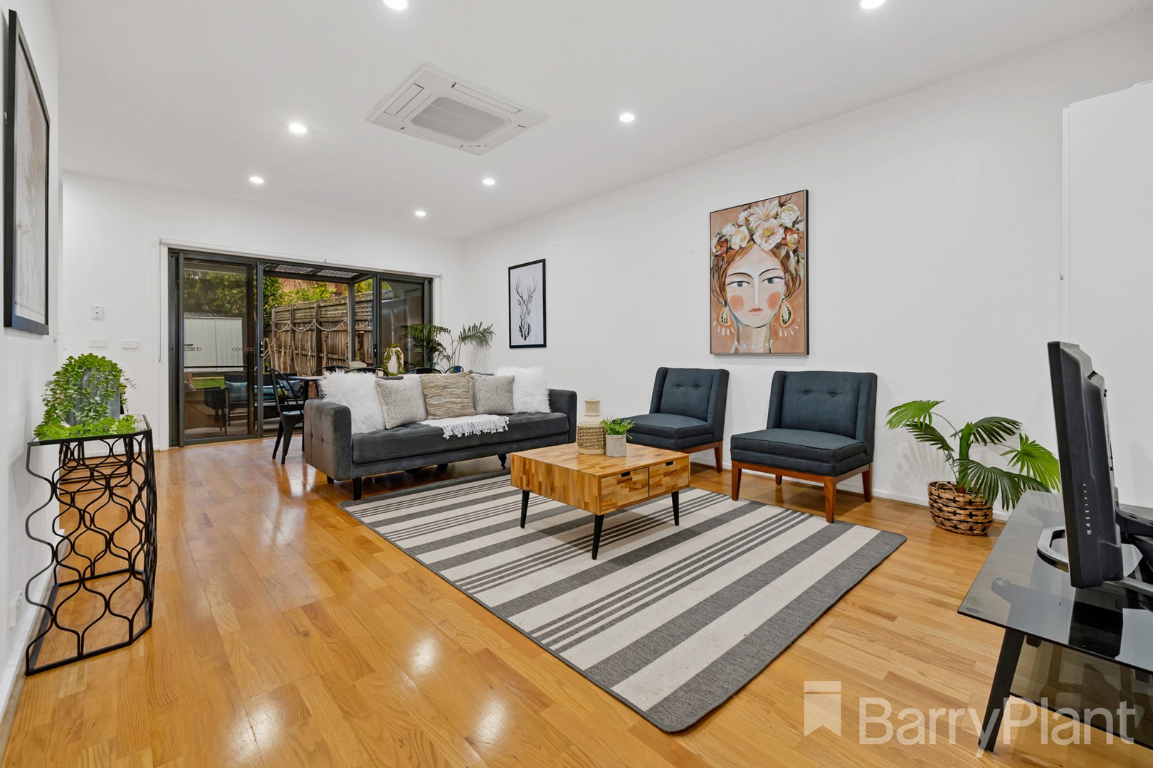 81 Nickson Street, Bundoora, VIC 3083, Bundoora - Thumbnail 2
