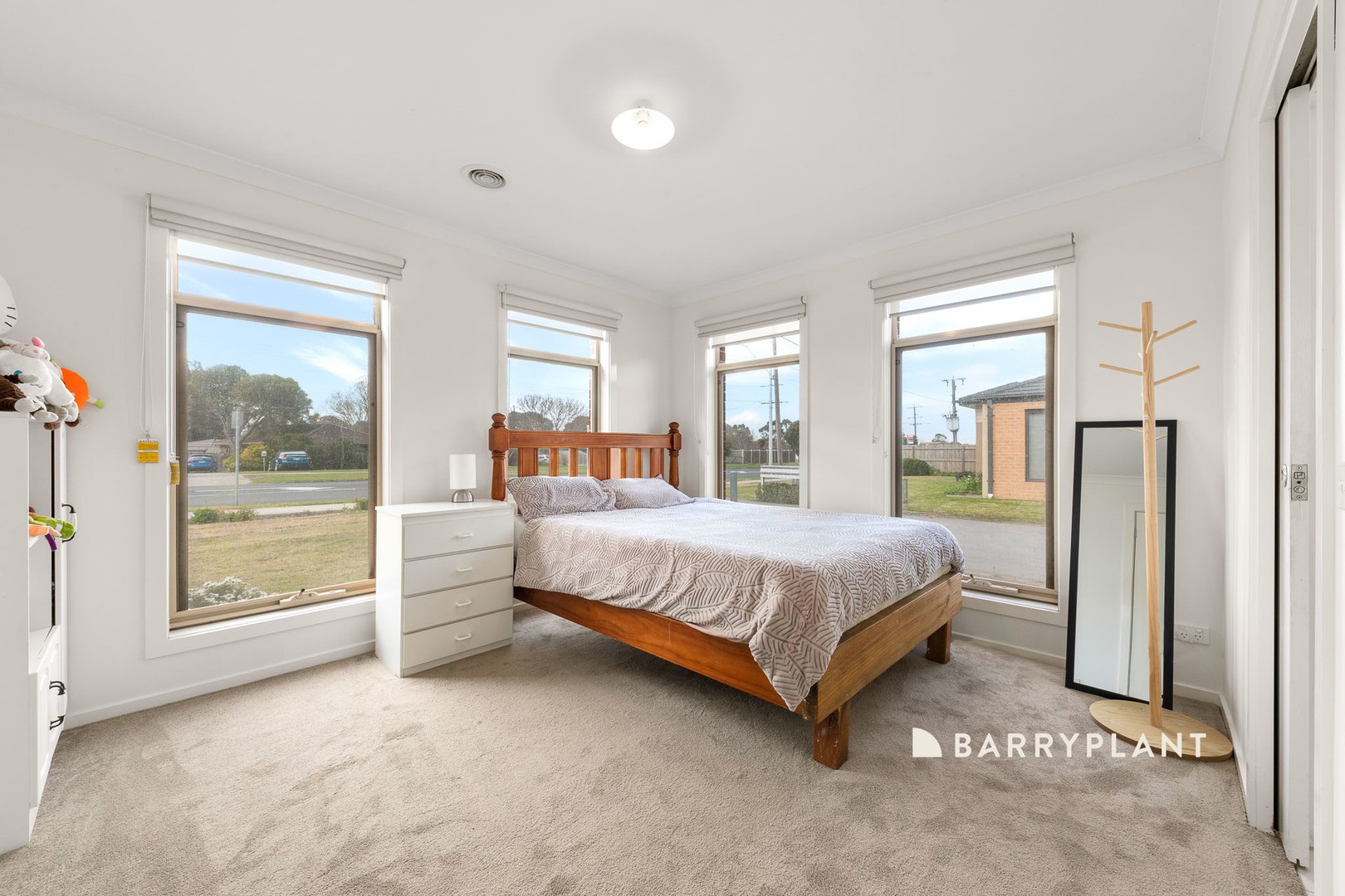 81 Racecourse Road, Pakenham, VIC 3810, Pakenham - Thumbnail 5
