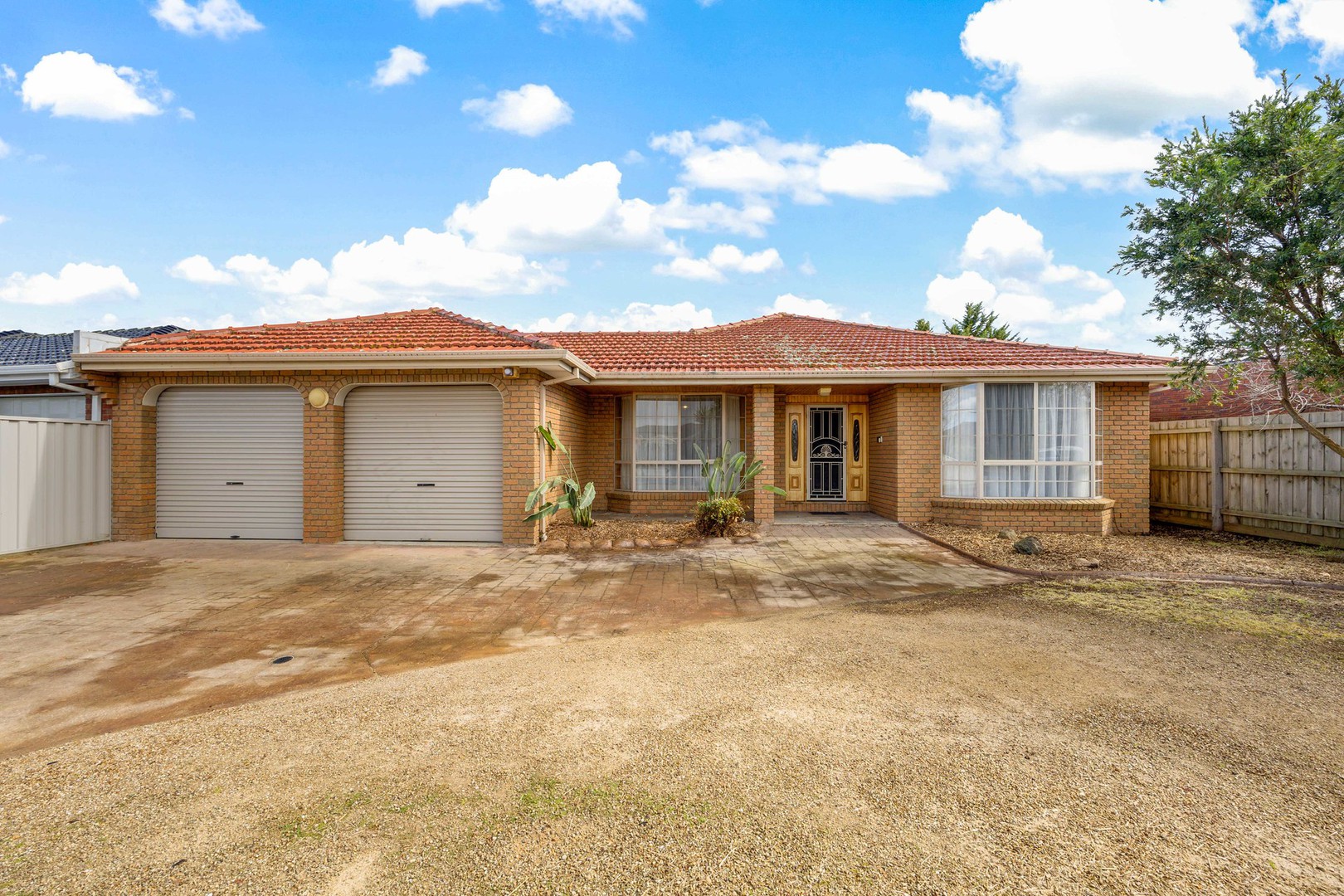 81 Truro Crescent, Taylors Lakes, VIC 3038, Keilor Lodge - Image 1