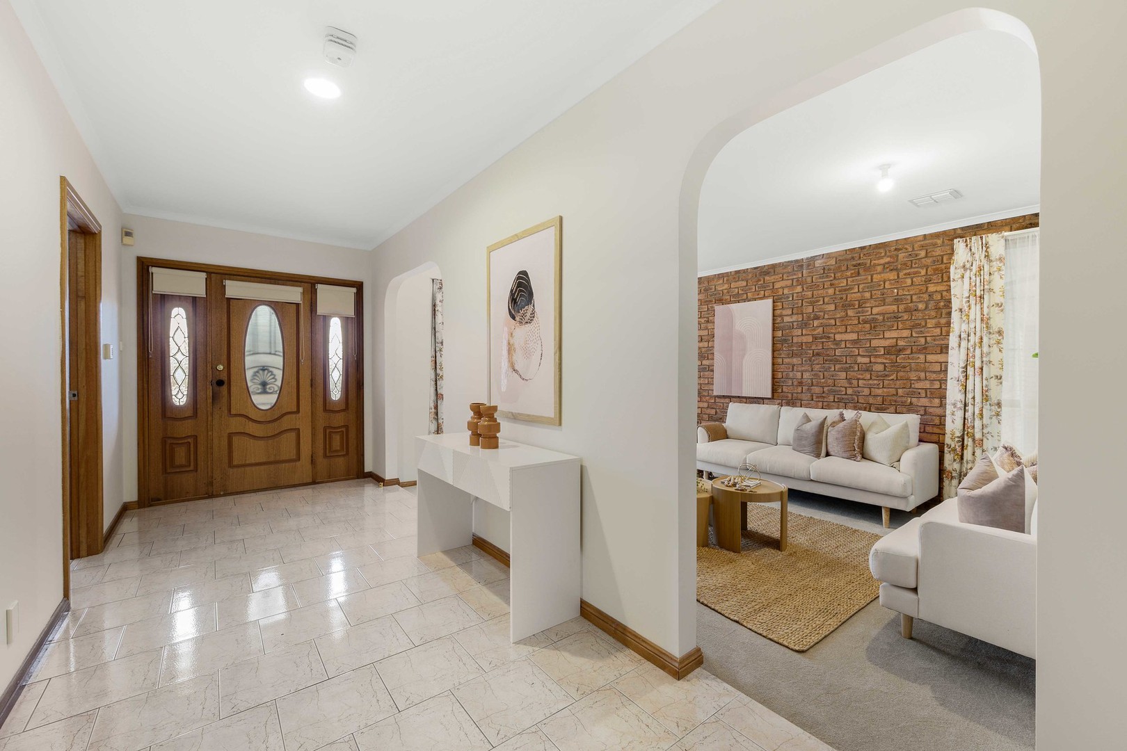81 Truro Crescent, Taylors Lakes, VIC 3038, Keilor Lodge - Thumbnail 2