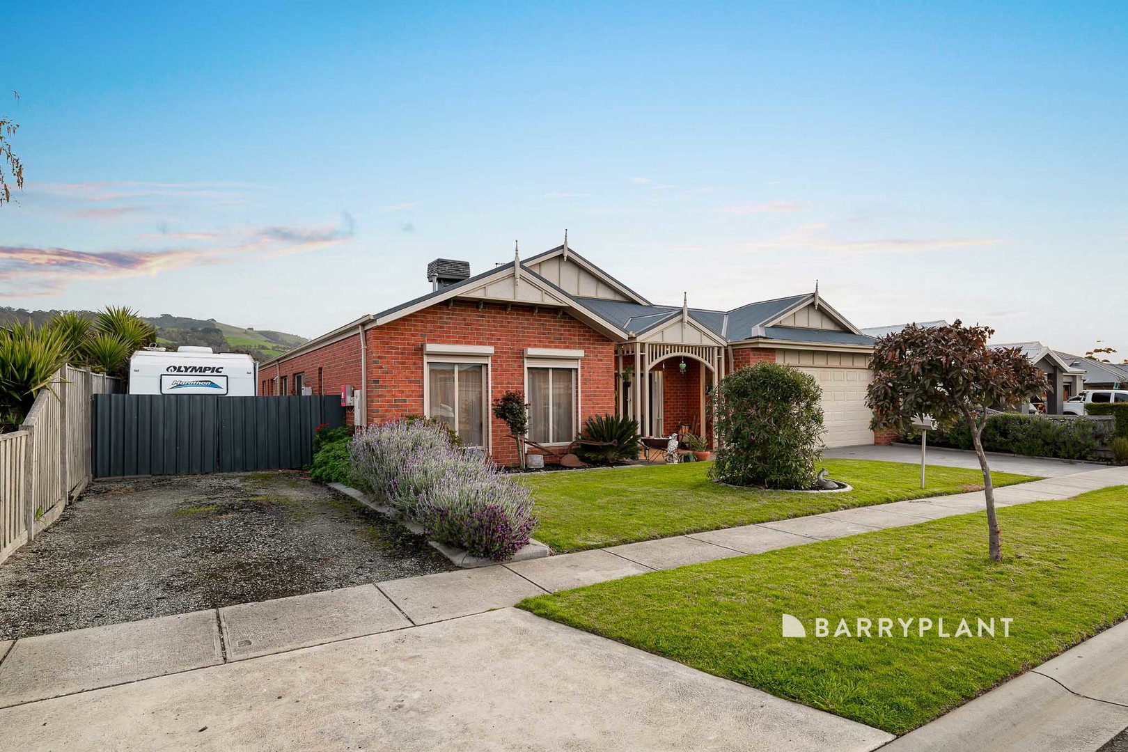 81 Woodlawn Boulevard, Yarragon, VIC 3823 - Thumbnail 2 - 24/09/2025