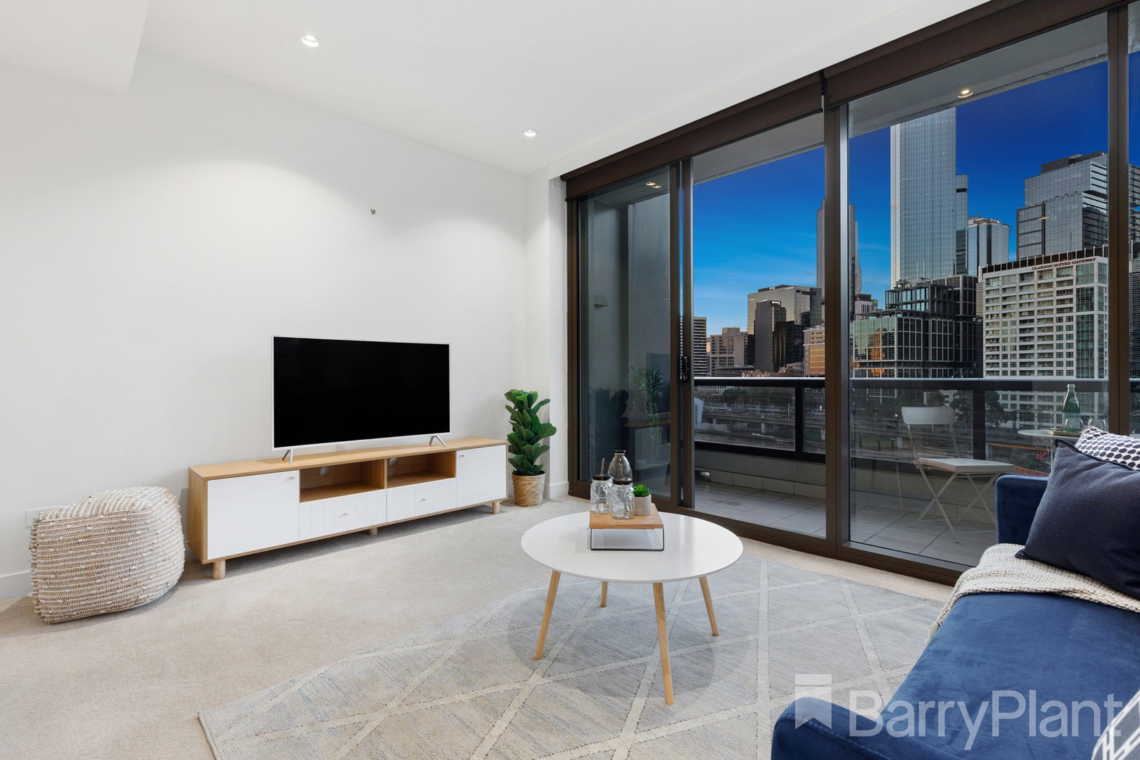 810/1 Queensbridge SquareSouthbank, VIC 3006, Southbank - Thumbnail 4