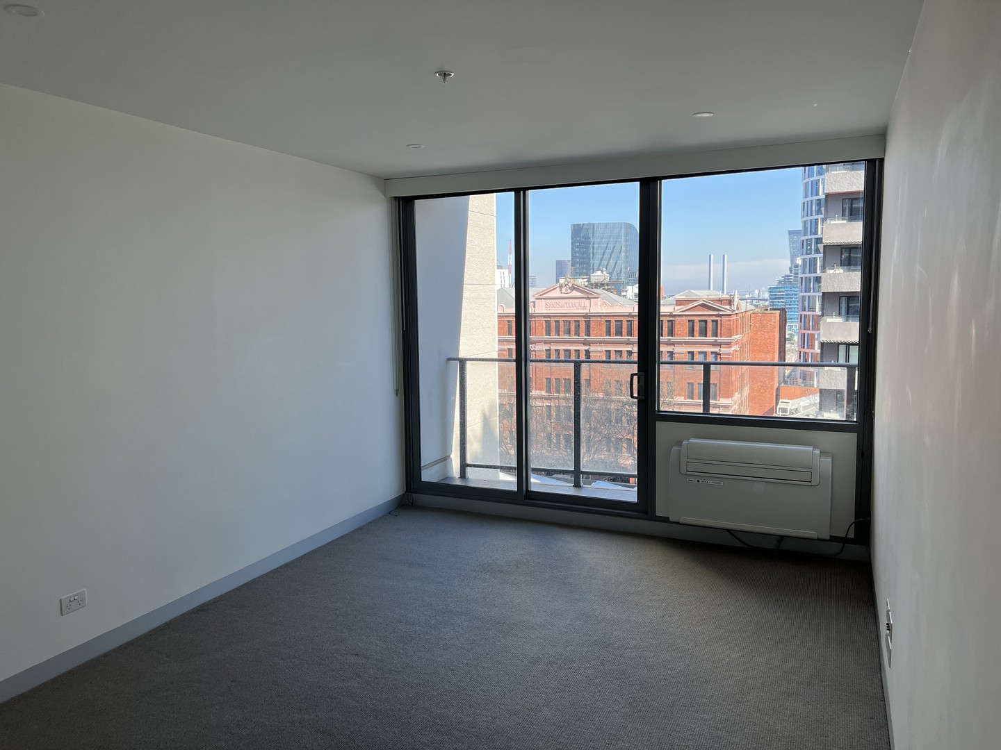 810/53 Batman Street, West Melbourne, VIC 3003 - Thumbnail 2 - 22/08/2022