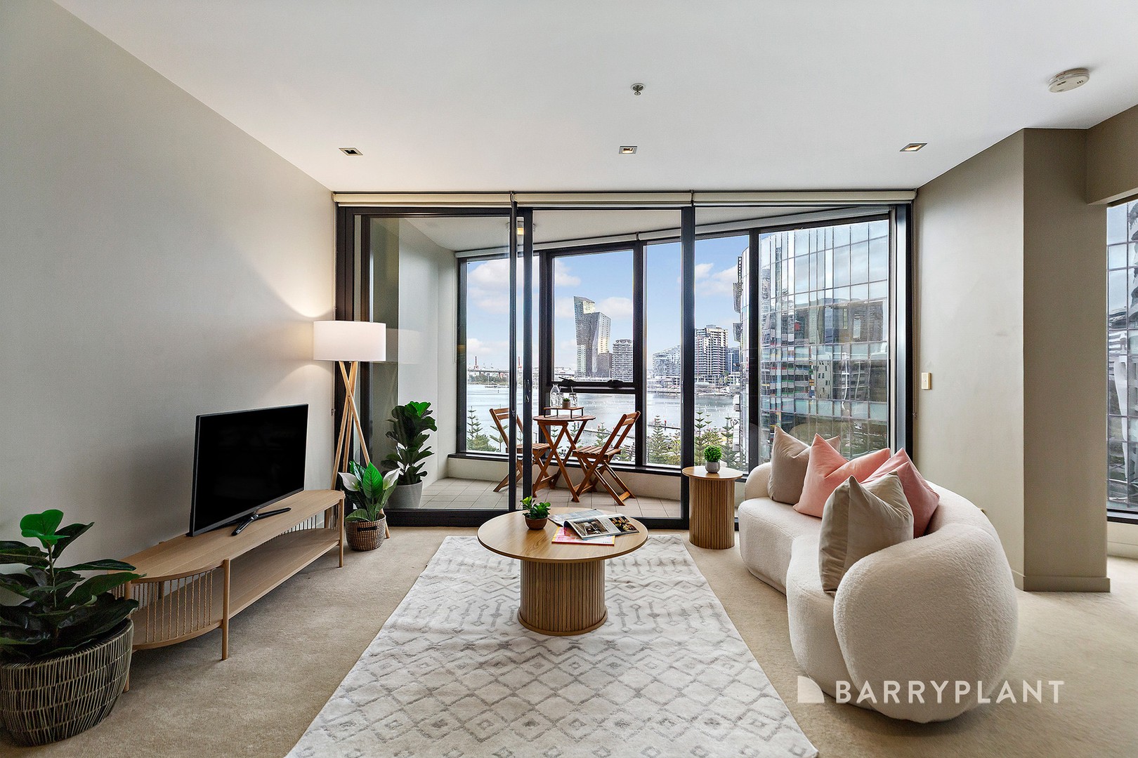 811/100 Harbour Esplanade, Docklands, VIC 3008, Docklands - Image 1