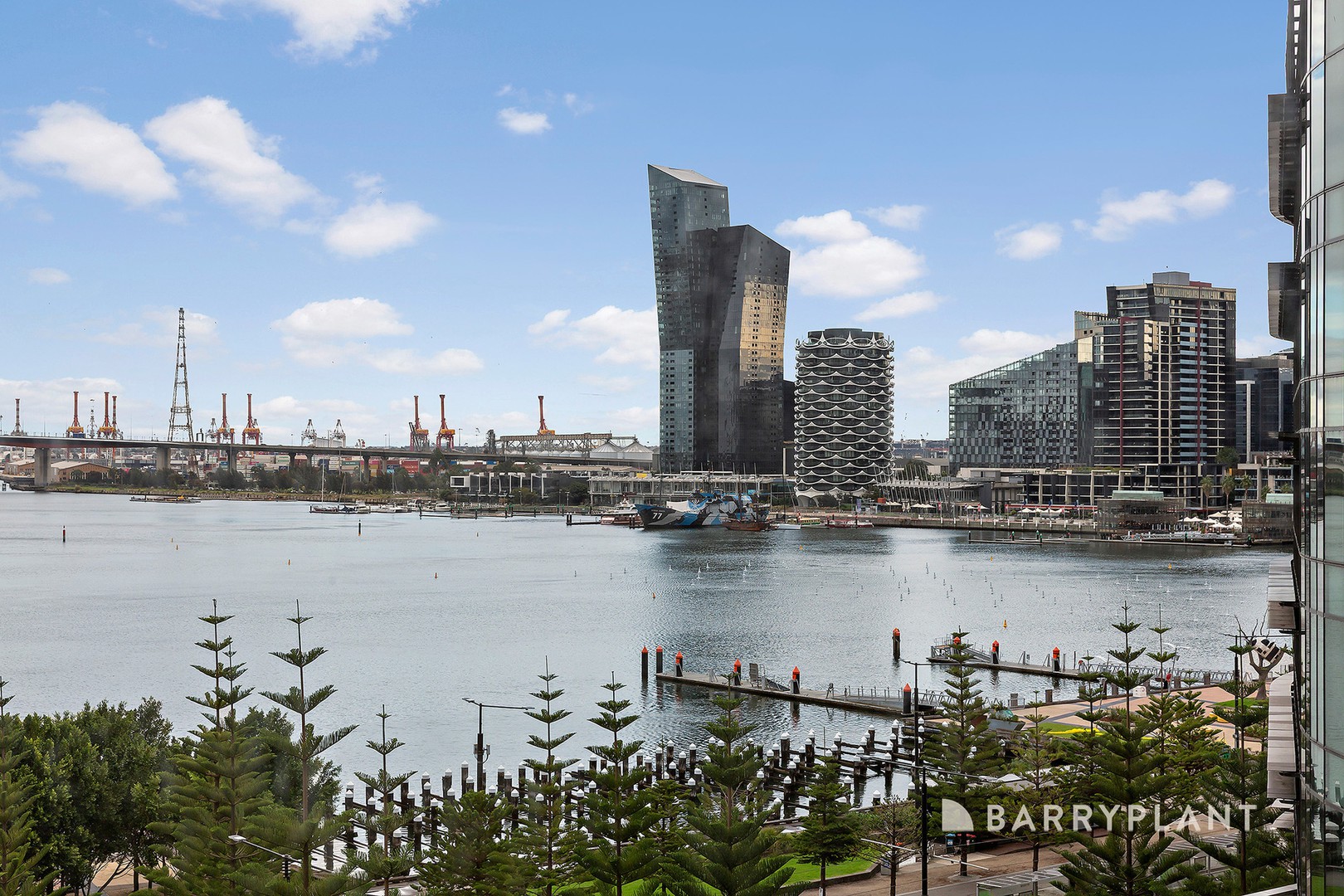 811/100 Harbour Esplanade, Docklands, VIC 3008, Docklands - Thumbnail 2