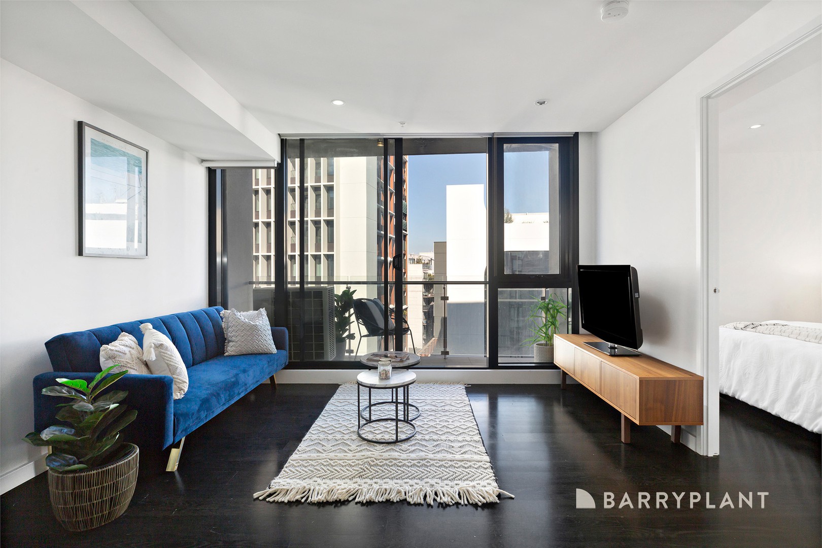 811/338 Kings Way, South Melbourne, VIC 3205, South Melbourne - Thumbnail 2