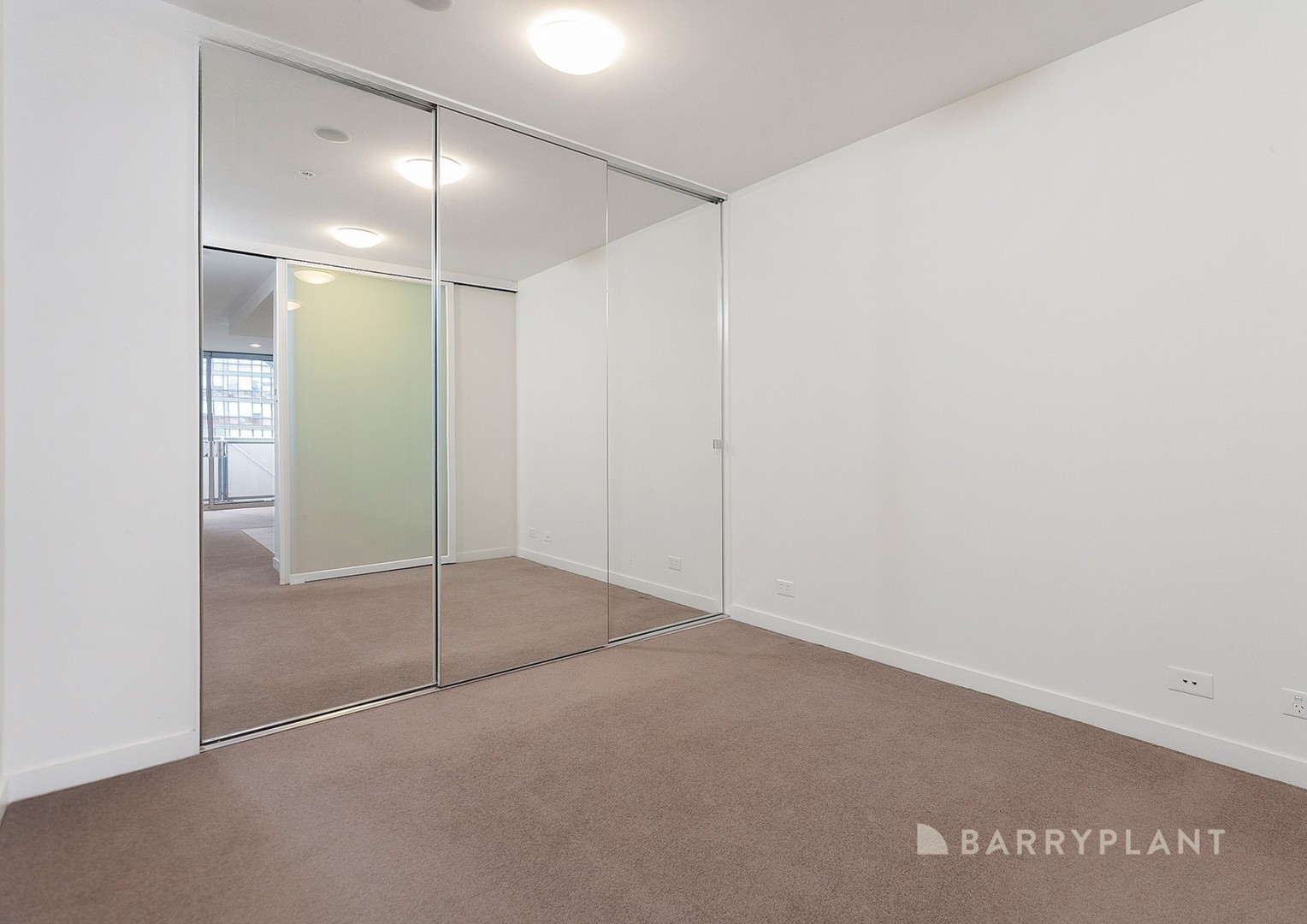 817/55 Merchant Street, Docklands, VIC 3008 - Thumbnail 2 - 13/06/2025