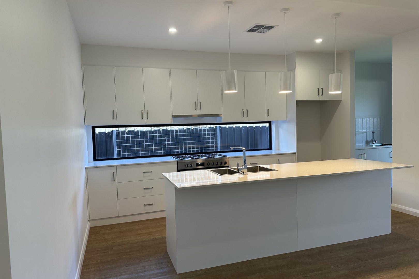 81B Cherry Avenue, Mildura, VIC 3500 - Thumbnail 2 - 06/02/2024