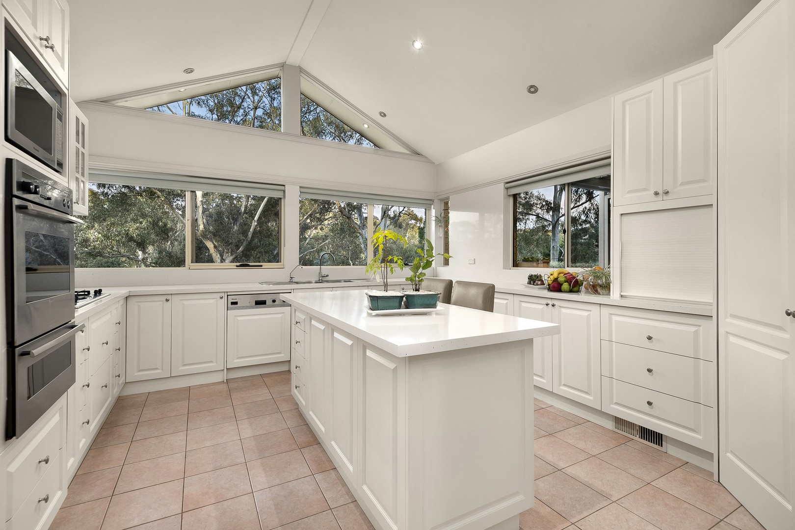 82-92 Perversi AvenueDiamond Creek, VIC 3089, Diamond Creek - Thumbnail 3