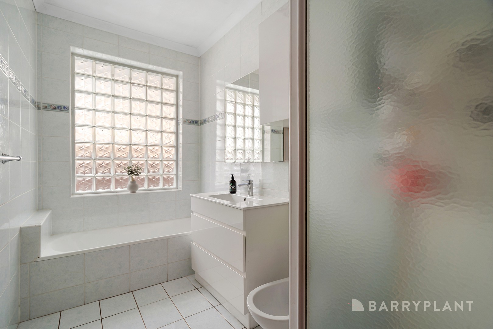 82 Broadhurst Avenue, Reservoir, VIC 3073, Reservoir - Thumbnail 7