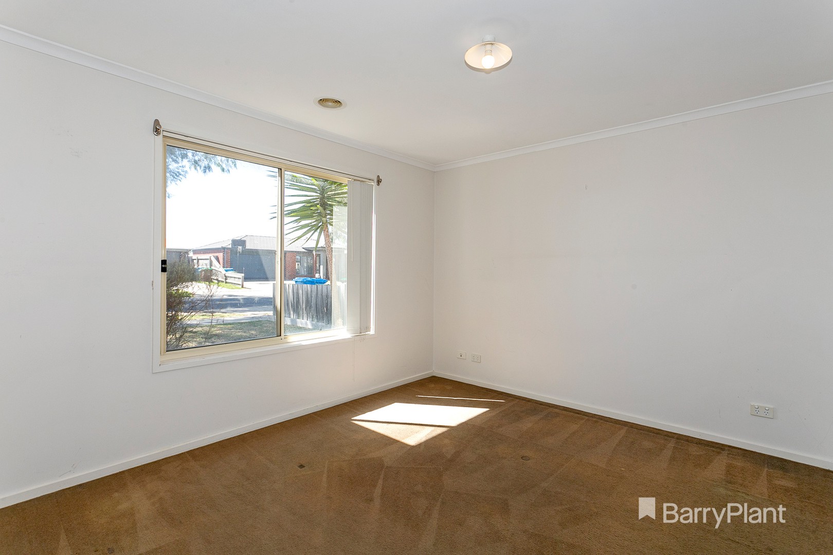 82 Calais Circuit, Cranbourne West, VIC 3977, Cranbourne West - Thumbnail 4