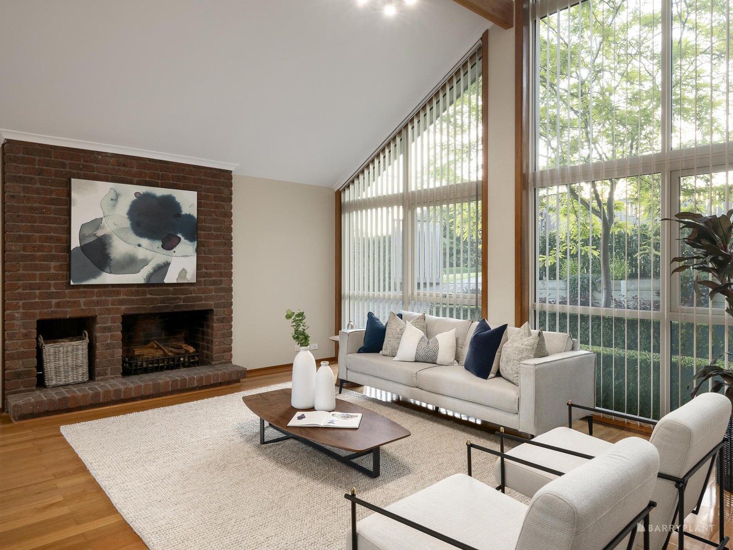 82 Carbine Street, Doncaster East, VIC 3109 - Thumbnail 2 - 27/10/2023