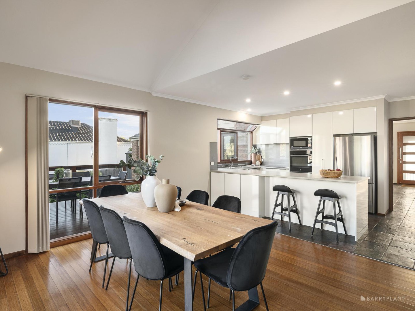 82 Carbine Street, Doncaster East, VIC 3109, Doncaster East - Thumbnail 5