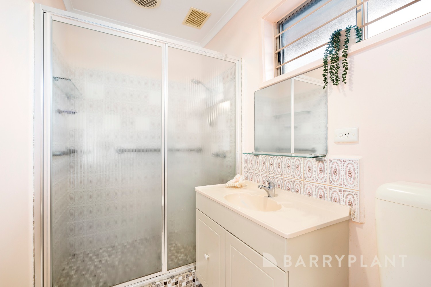 82 Cary Street, Sunshine North, VIC 3020, Sunshine North - Thumbnail 7