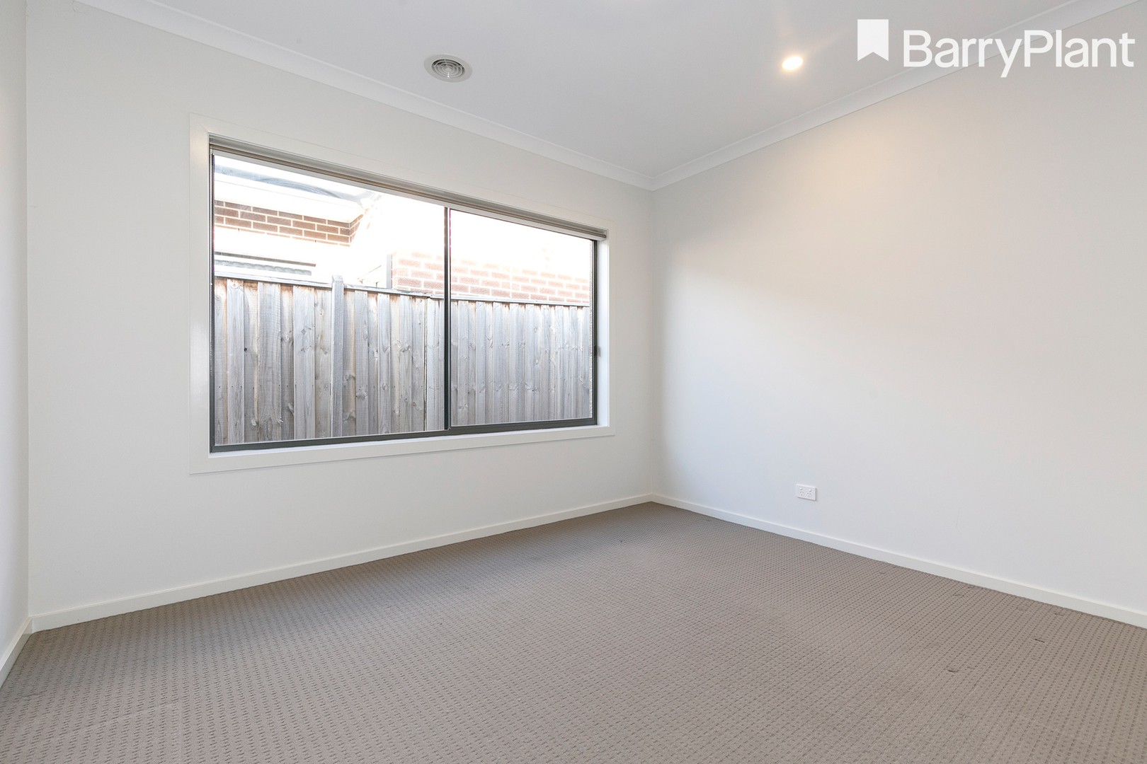 82 Everard Avenue, Clyde North, VIC 3978, Clyde North - Thumbnail 8