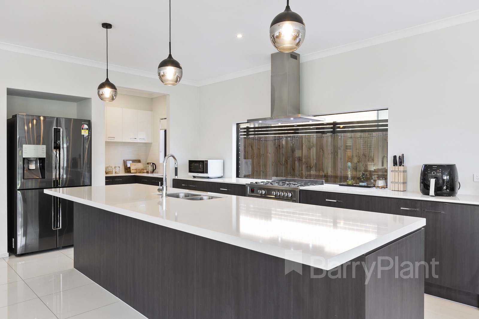 82 Harcrest Boulevard, Wantirna South, VIC 3152, Wantirna South - Thumbnail 4