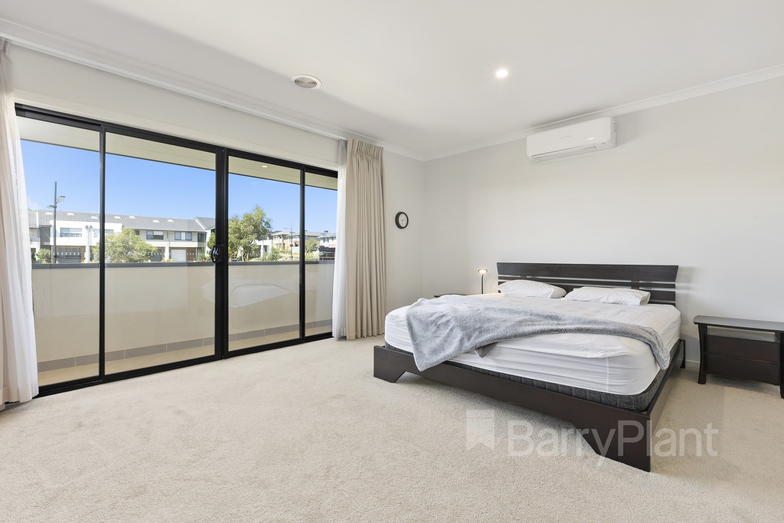 82 Harcrest Boulevard, Wantirna South, VIC 3152, Wantirna South - Thumbnail 6