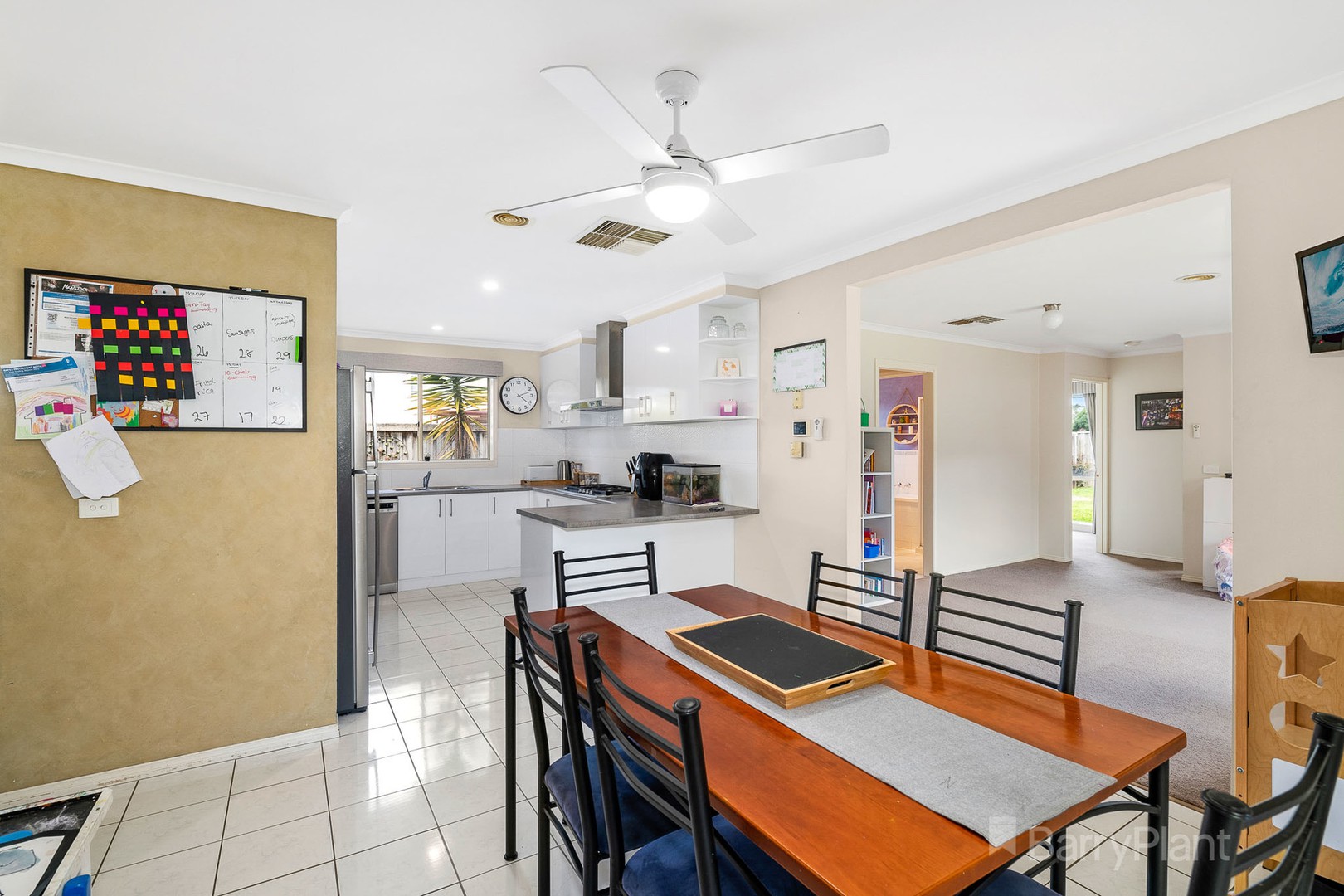 82 Harrington Drive, Narre Warren South, VIC 3805, Narre Warren South - Thumbnail 7