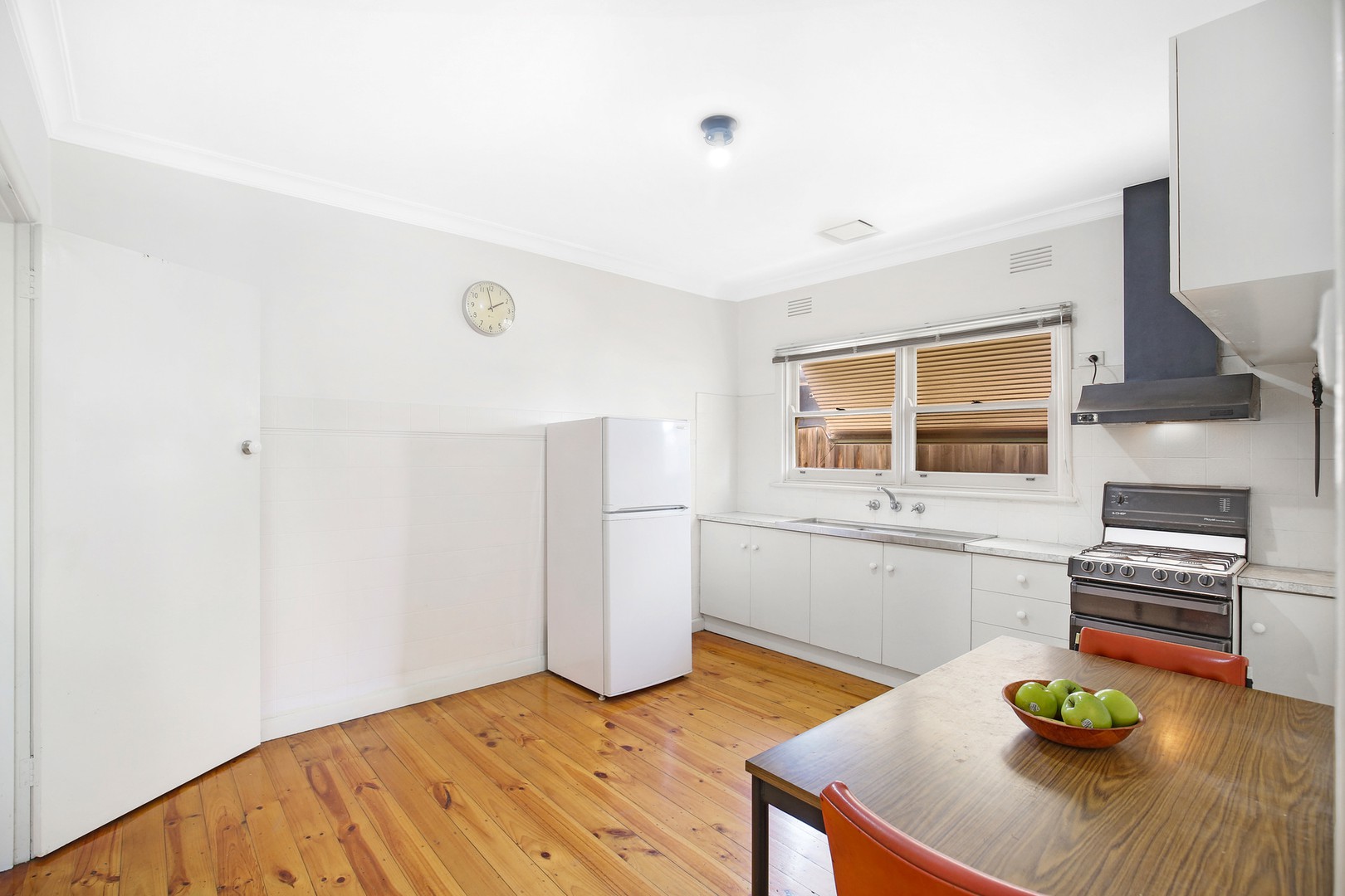 82 Heyington Avenue, Thomastown, VIC 3074, Thomastown - Thumbnail 2