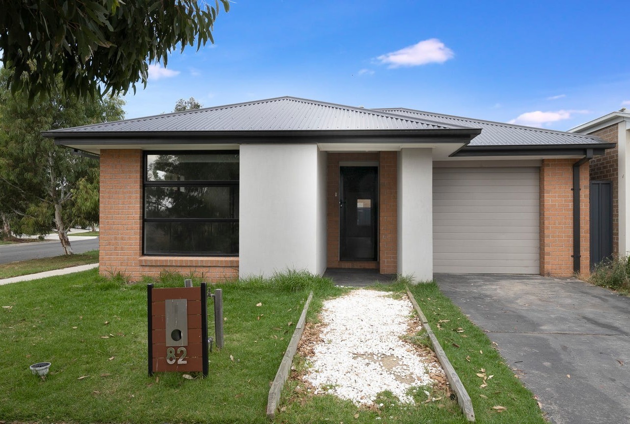 82 Jester Drive, Melton South, VIC 3338