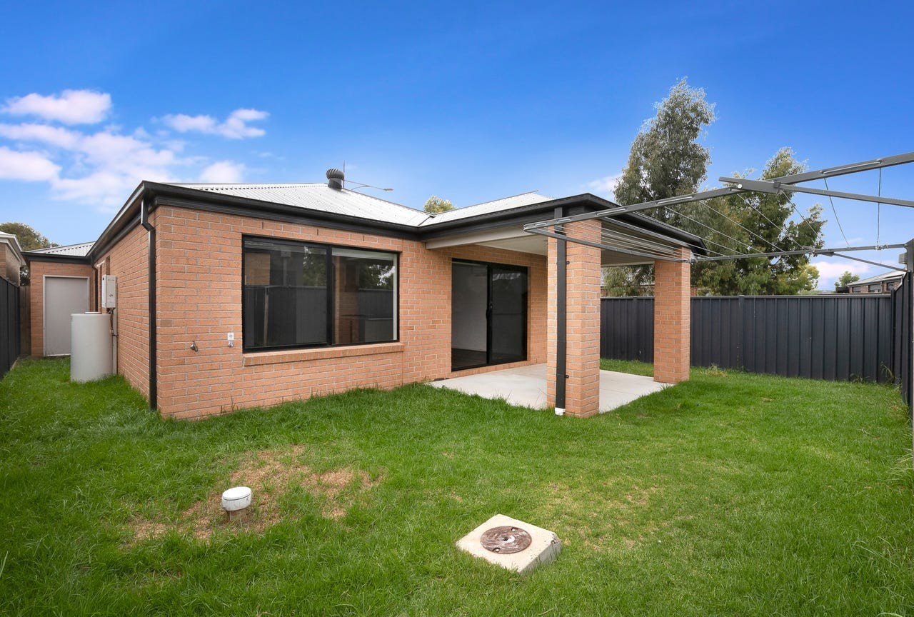 82 Jester Drive, Melton South, VIC 3338, Cobblebank - Thumbnail 7