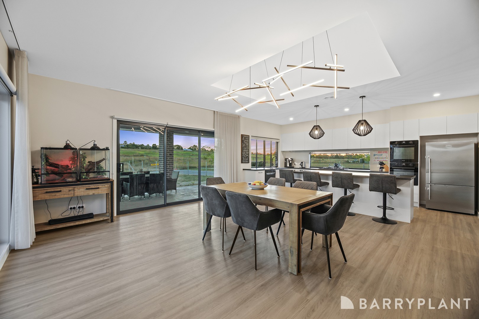 82 Kingston Heath Drive, Drouin, VIC 3818, Drouin - Thumbnail 4