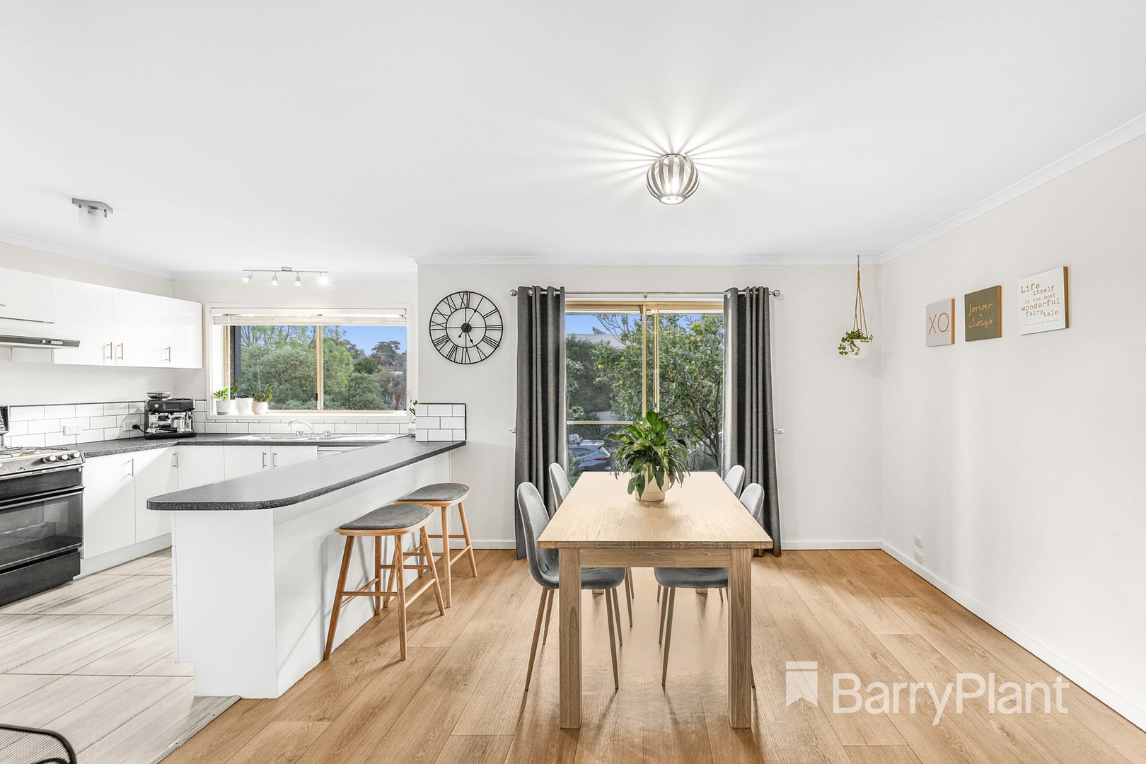 82 Landscape Drive, Mooroolbark, VIC 3138, Mooroolbark - Thumbnail 5