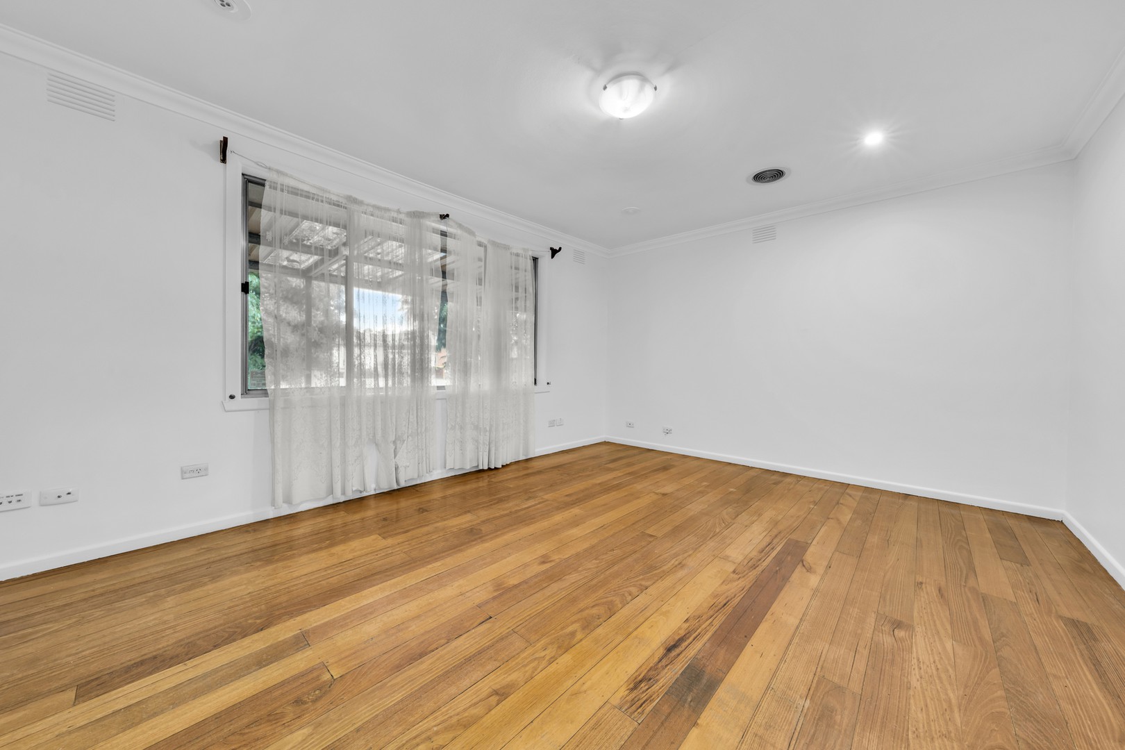 82 Mackie Road, Mulgrave, VIC 3170, Mulgrave - Thumbnail 2