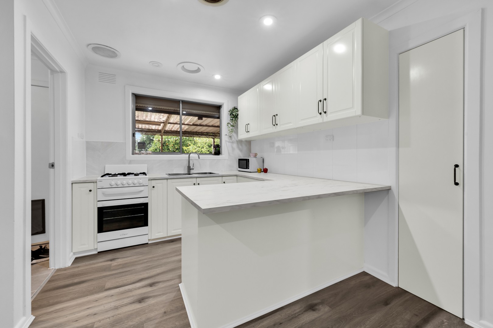 82 Mackie Road, Mulgrave, VIC 3170, Mulgrave - Thumbnail 4