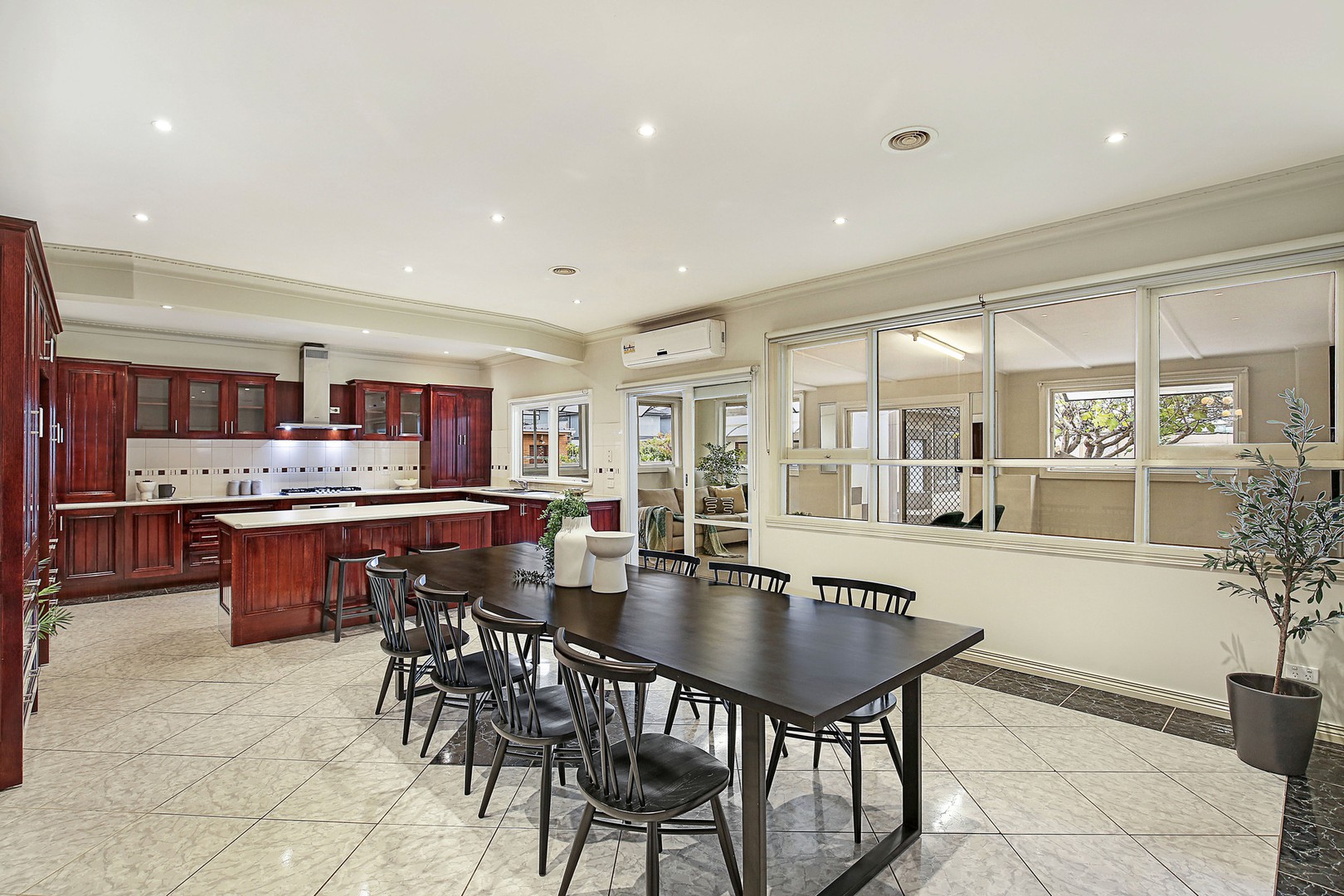 82 Messmate Street, Lalor, VIC 3075, Lalor - Thumbnail 4