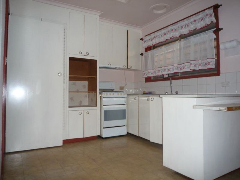 82 Orient Avenue, Mitcham, VIC 3132, Mitcham - Thumbnail 3