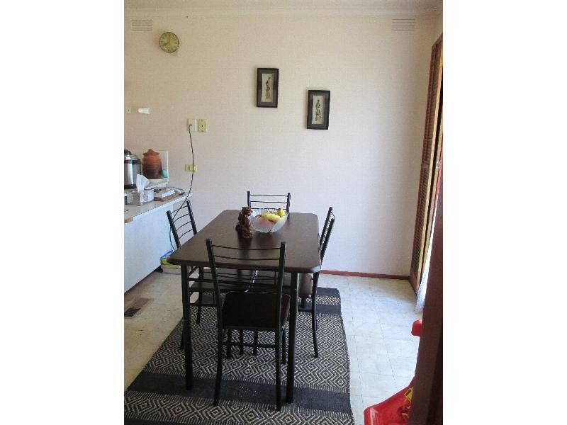 82 Orient Avenue, Mitcham, VIC 3132, Mitcham - Thumbnail 4