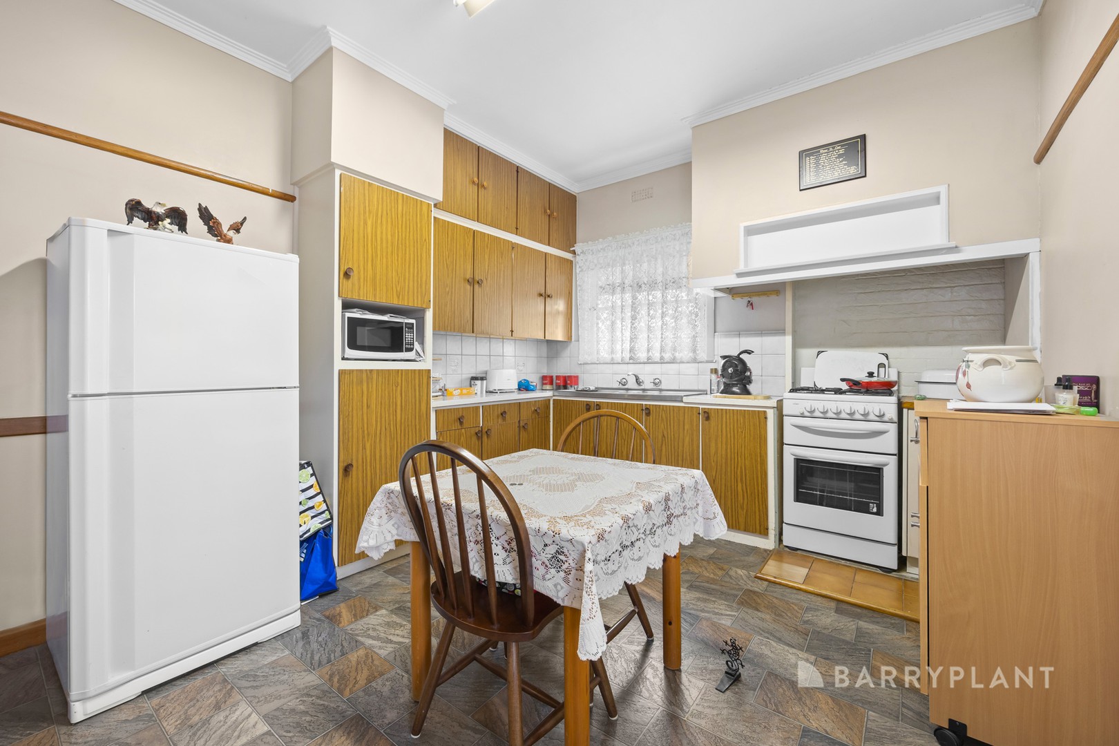 82 Park Road, Maryborough, VIC 3465, Maryborough - Thumbnail 3