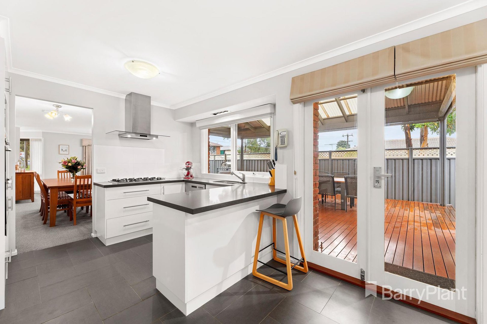 82 Romano Avenue, Mill Park, VIC 3082, Mill Park - Thumbnail 3