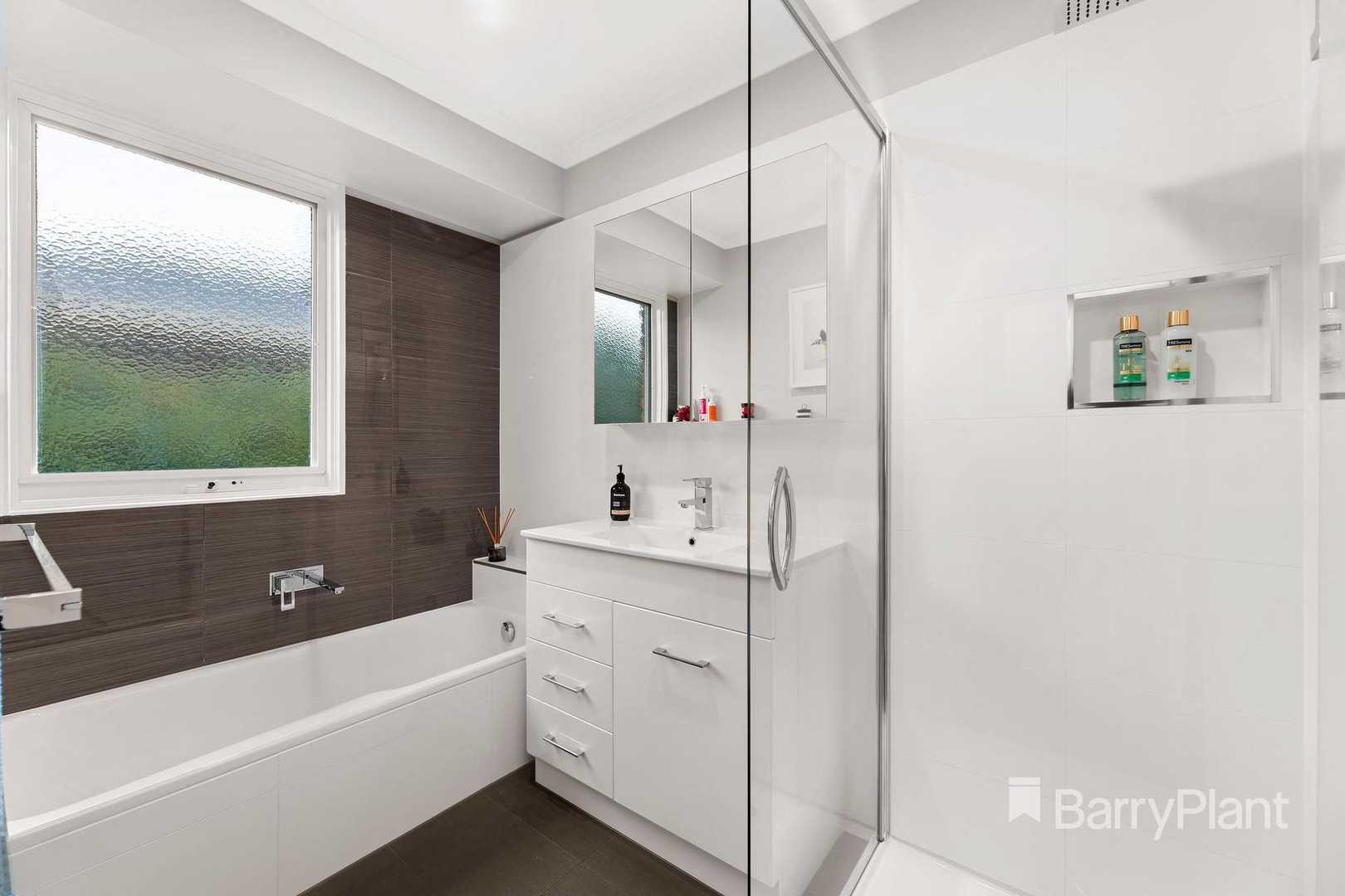 82 Romano Avenue, Mill Park, VIC 3082, Mill Park - Thumbnail 5