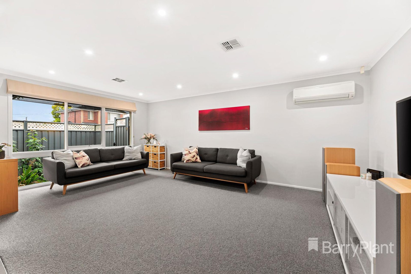 82 Romano Avenue, Mill Park, VIC 3082, Mill Park - Thumbnail 6