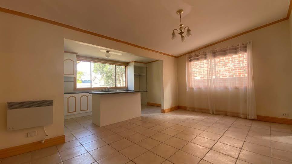 82 Saunders Street, Coburg, VIC 3058, Coburg - Thumbnail 2