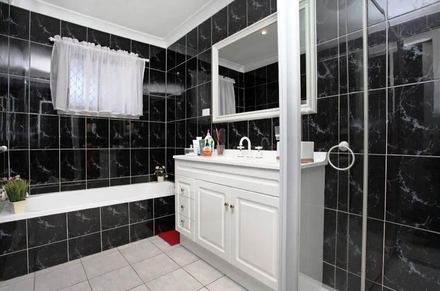 82 Toora Drive, Westmeadows, VIC 3049, Westmeadows - Thumbnail 3