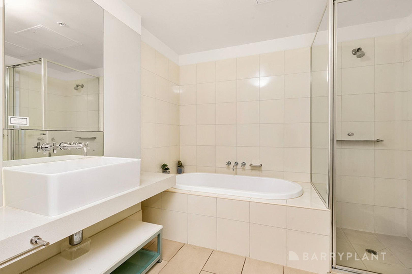 823/60 Siddeley Street, Docklands, VIC 3008, Docklands - Thumbnail 4
